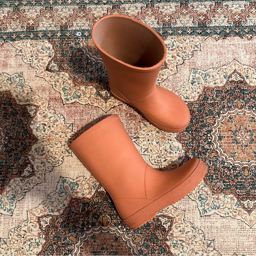 Zara Kids Pink Rain Boots